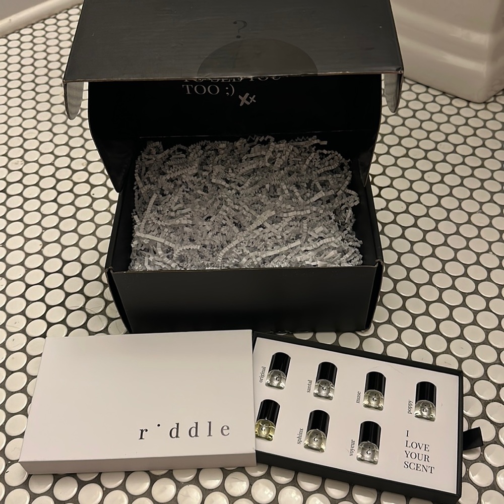 Riddle Oil Sample Kit